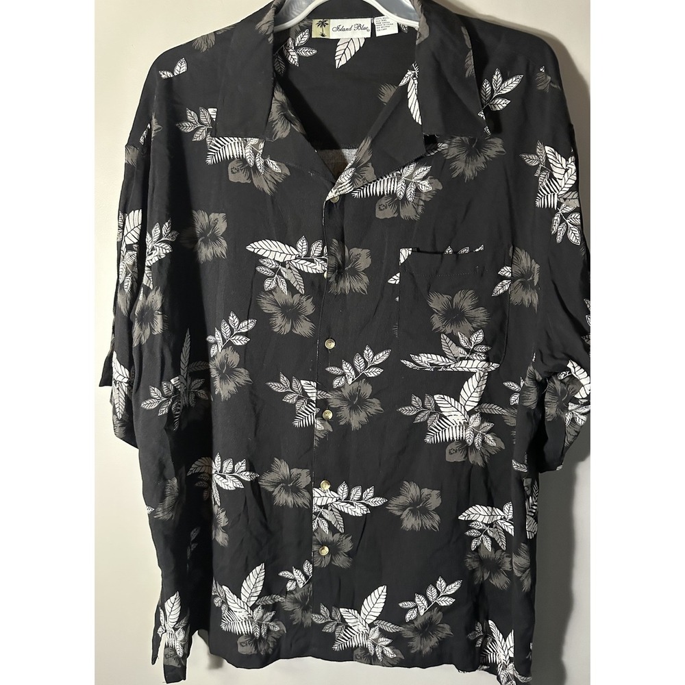 Island Blue Men's Black Beach Floral Hawaiian Button Up Size 2XL